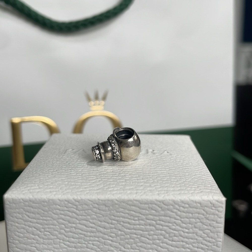 Pandora Snow ⛄️ Man CZ Charm RETIRED - Picture 8 of 8